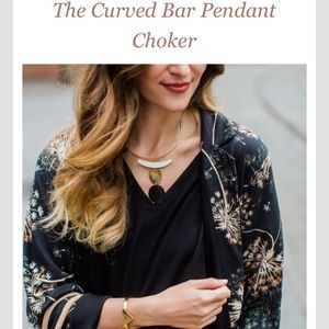 New Sseko Curved Bar Pendant Choker